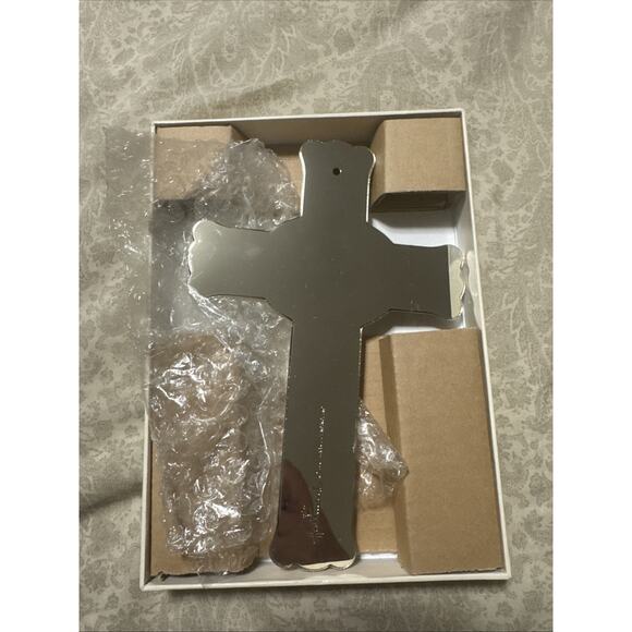 Hallmark Silvertone 7.5 Inch Cross Wall Hanging Decor -New In Box - Picture 2 of 5